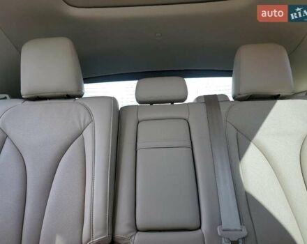 Білий Лінкольн МКС, об'ємом двигуна 0 л та пробігом 129 тис. км за 3000 $, фото 9 на Automoto.ua