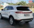 Белый Линкольн МКС, объемом двигателя 2 л и пробегом 53 тыс. км за 17000 $, фото 2 на Automoto.ua