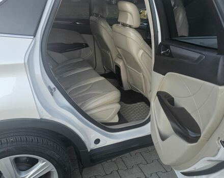 Белый Линкольн МКС, объемом двигателя 2 л и пробегом 91 тыс. км за 15499 $, фото 19 на Automoto.ua