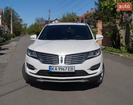 Белый Линкольн МКС, объемом двигателя 2 л и пробегом 189 тыс. км за 15900 $, фото 7 на Automoto.ua