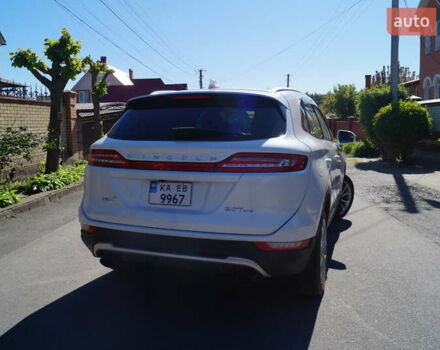 Белый Линкольн МКС, объемом двигателя 2 л и пробегом 189 тыс. км за 15900 $, фото 16 на Automoto.ua