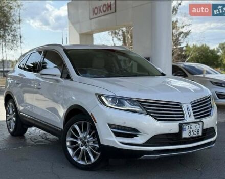 Белый Линкольн МКС, объемом двигателя 2 л и пробегом 53 тыс. км за 17000 $, фото 3 на Automoto.ua
