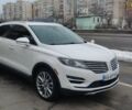 Белый Линкольн МКС, объемом двигателя 2 л и пробегом 90 тыс. км за 16800 $, фото 1 на Automoto.ua