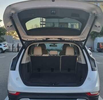 Белый Линкольн МКС, объемом двигателя 2 л и пробегом 89 тыс. км за 18000 $, фото 21 на Automoto.ua