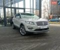 Белый Линкольн МКС, объемом двигателя 2 л и пробегом 61 тыс. км за 20700 $, фото 1 на Automoto.ua