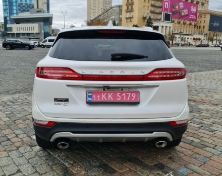 Белый Линкольн МКС, объемом двигателя 2 л и пробегом 90 тыс. км за 16900 $, фото 3 на Automoto.ua