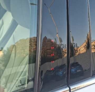 Белый Линкольн МКС, объемом двигателя 2 л и пробегом 89 тыс. км за 18000 $, фото 25 на Automoto.ua