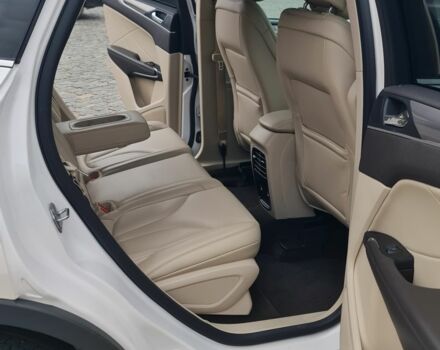 Белый Линкольн МКС, объемом двигателя 2 л и пробегом 90 тыс. км за 16900 $, фото 13 на Automoto.ua