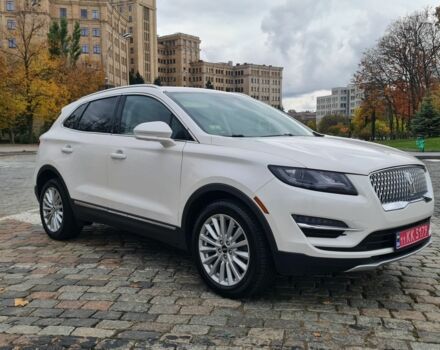 Белый Линкольн МКС, объемом двигателя 2 л и пробегом 90 тыс. км за 16900 $, фото 6 на Automoto.ua