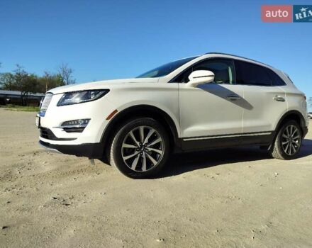 Белый Линкольн МКС, объемом двигателя 2 л и пробегом 91 тыс. км за 21000 $, фото 20 на Automoto.ua