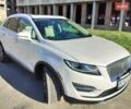 Белый Линкольн МКС, объемом двигателя 2 л и пробегом 91 тыс. км за 21300 $, фото 26 на Automoto.ua
