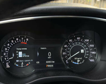 Білий Лінкольн МКС, об'ємом двигуна 2 л та пробігом 82 тис. км за 21700 $, фото 10 на Automoto.ua