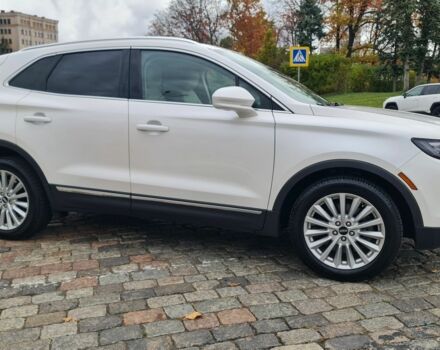 Белый Линкольн МКС, объемом двигателя 2 л и пробегом 90 тыс. км за 16900 $, фото 5 на Automoto.ua