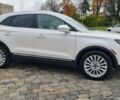 Белый Линкольн МКС, объемом двигателя 2 л и пробегом 90 тыс. км за 16900 $, фото 5 на Automoto.ua