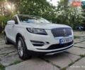 Белый Линкольн МКС, объемом двигателя 2 л и пробегом 49 тыс. км за 18500 $, фото 1 на Automoto.ua
