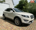 Белый Линкольн МКС, объемом двигателя 2 л и пробегом 37 тыс. км за 17900 $, фото 1 на Automoto.ua