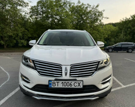 Белый Линкольн МКС, объемом двигателя 2.26 л и пробегом 126 тыс. км за 16000 $, фото 1 на Automoto.ua