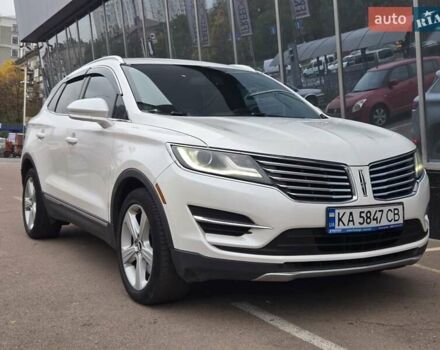 Білий Лінкольн МКС, об'ємом двигуна 2 л та пробігом 170 тис. км за 12500 $, фото 1 на Automoto.ua