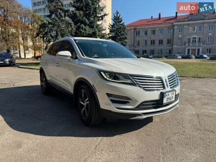 Білий Лінкольн МКС, об'ємом двигуна 2 л та пробігом 109 тис. км за 13999 $, фото 1 на Automoto.ua