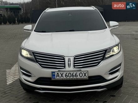 Белый Линкольн МКС, объемом двигателя 2 л и пробегом 178 тыс. км за 14500 $, фото 1 на Automoto.ua