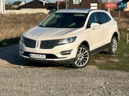 Белый Линкольн МКС, объемом двигателя 2 л и пробегом 83 тыс. км за 17000 $, фото 1 на Automoto.ua