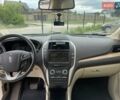 Бежевий Лінкольн МКС, об'ємом двигуна 2 л та пробігом 154 тис. км за 14700 $, фото 24 на Automoto.ua