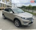 Бежевий Лінкольн МКС, об'ємом двигуна 2 л та пробігом 154 тис. км за 14700 $, фото 13 на Automoto.ua