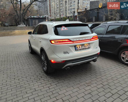 Бежевый Линкольн МКС, объемом двигателя 2.3 л и пробегом 105 тыс. км за 15600 $, фото 2 на Automoto.ua