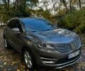 Бежевий Лінкольн МКС, об'ємом двигуна 2 л та пробігом 85 тис. км за 17000 $, фото 3 на Automoto.ua