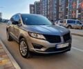Бежевый Линкольн МКС, объемом двигателя 2 л и пробегом 75 тыс. км за 17200 $, фото 4 на Automoto.ua