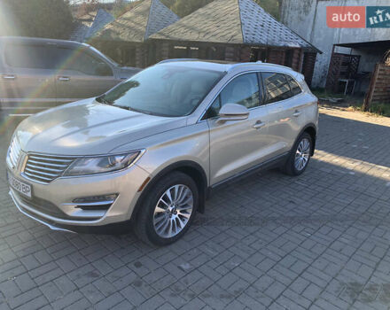 Бежевый Линкольн МКС, объемом двигателя 2.3 л и пробегом 104 тыс. км за 17000 $, фото 2 на Automoto.ua