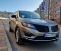 Бежевый Линкольн МКС, объемом двигателя 2 л и пробегом 75 тыс. км за 17200 $, фото 3 на Automoto.ua