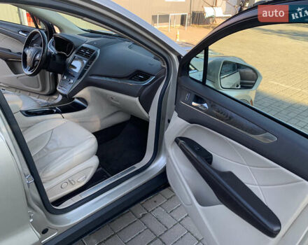 Бежевый Линкольн МКС, объемом двигателя 2.3 л и пробегом 104 тыс. км за 17000 $, фото 23 на Automoto.ua