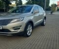 Бежевий Лінкольн МКС, об'ємом двигуна 2 л та пробігом 115 тис. км за 17500 $, фото 1 на Automoto.ua