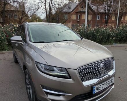 Бежевый Линкольн МКС, объемом двигателя 2 л и пробегом 88 тыс. км за 466 $, фото 1 на Automoto.ua