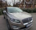 Бежевый Линкольн МКС, объемом двигателя 2 л и пробегом 88 тыс. км за 466 $, фото 1 на Automoto.ua