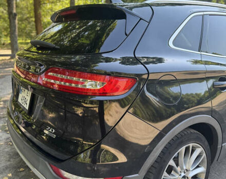 Черный Линкольн МКС, объемом двигателя 2 л и пробегом 161 тыс. км за 12500 $, фото 2 на Automoto.ua