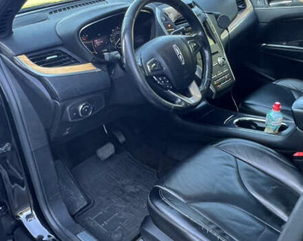 Чорний Лінкольн МКС, об'ємом двигуна 2 л та пробігом 171 тис. км за 13900 $, фото 15 на Automoto.ua