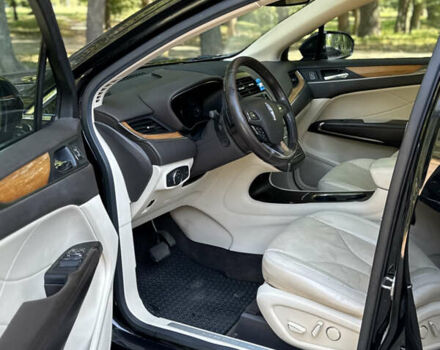 Черный Линкольн МКС, объемом двигателя 2 л и пробегом 161 тыс. км за 12500 $, фото 20 на Automoto.ua