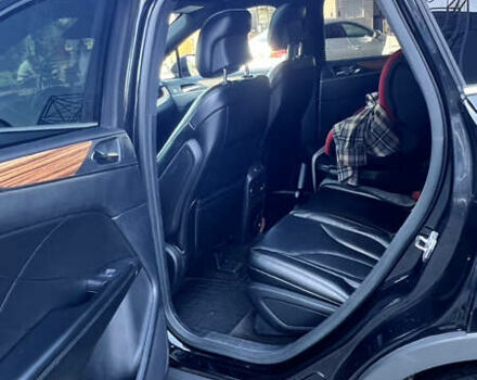 Чорний Лінкольн МКС, об'ємом двигуна 2 л та пробігом 171 тис. км за 13900 $, фото 11 на Automoto.ua
