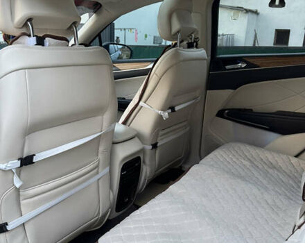 Черный Линкольн МКС, объемом двигателя 2 л и пробегом 227 тыс. км за 15000 $, фото 2 на Automoto.ua