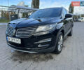 Черный Линкольн МКС, объемом двигателя 2 л и пробегом 202 тыс. км за 14800 $, фото 1 на Automoto.ua