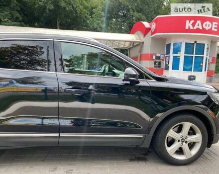 Черный Линкольн МКС, объемом двигателя 2 л и пробегом 127 тыс. км за 14600 $, фото 3 на Automoto.ua