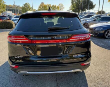 Черный Линкольн МКС, объемом двигателя 2 л и пробегом 80 тыс. км за 11000 $, фото 6 на Automoto.ua