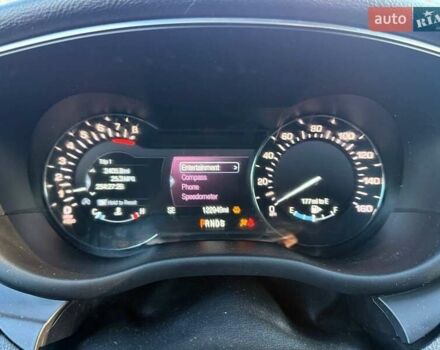 Чорний Лінкольн МКС, об'ємом двигуна 0 л та пробігом 198 тис. км за 10500 $, фото 16 на Automoto.ua