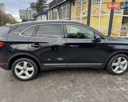 Черный Линкольн МКС, объемом двигателя 2 л и пробегом 77 тыс. км за 18000 $, фото 1 на Automoto.ua