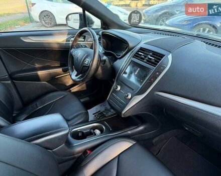 Чорний Лінкольн МКС, об'ємом двигуна 0 л та пробігом 198 тис. км за 10500 $, фото 10 на Automoto.ua
