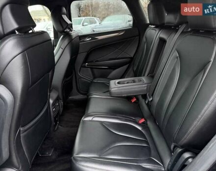 Черный Линкольн МКС, объемом двигателя 2 л и пробегом 161 тыс. км за 17500 $, фото 16 на Automoto.ua