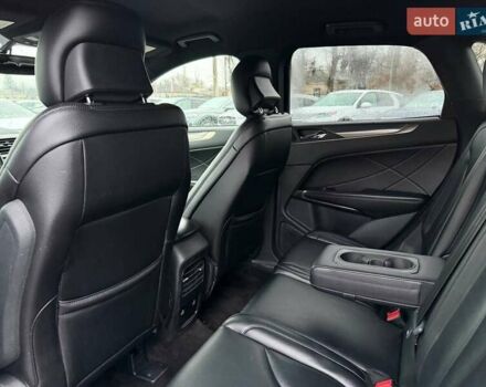 Черный Линкольн МКС, объемом двигателя 2 л и пробегом 161 тыс. км за 17500 $, фото 17 на Automoto.ua