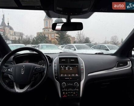 Черный Линкольн МКС, объемом двигателя 2 л и пробегом 161 тыс. км за 17500 $, фото 27 на Automoto.ua
